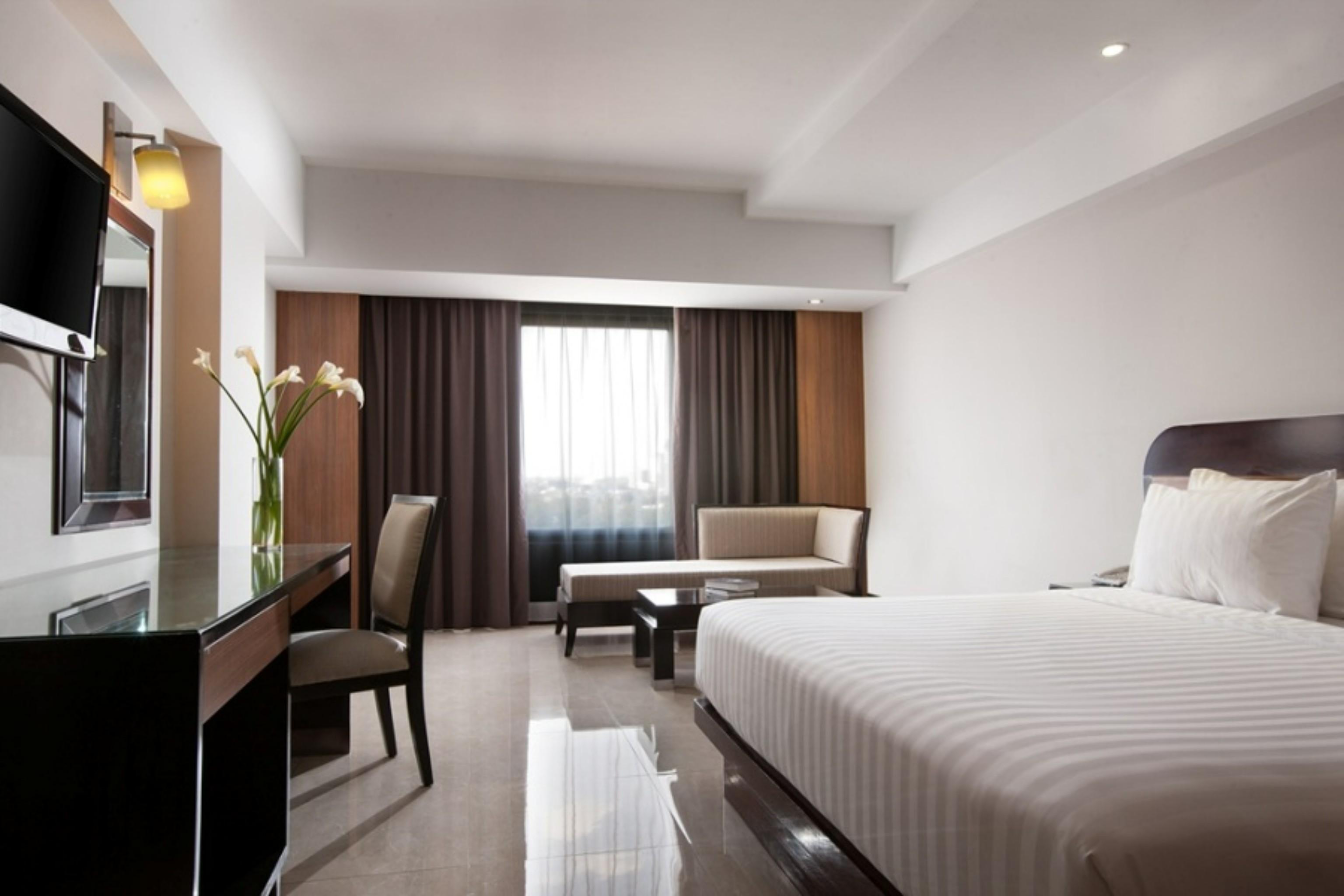Hotel Santika Premiere Семаранг Екстериор снимка