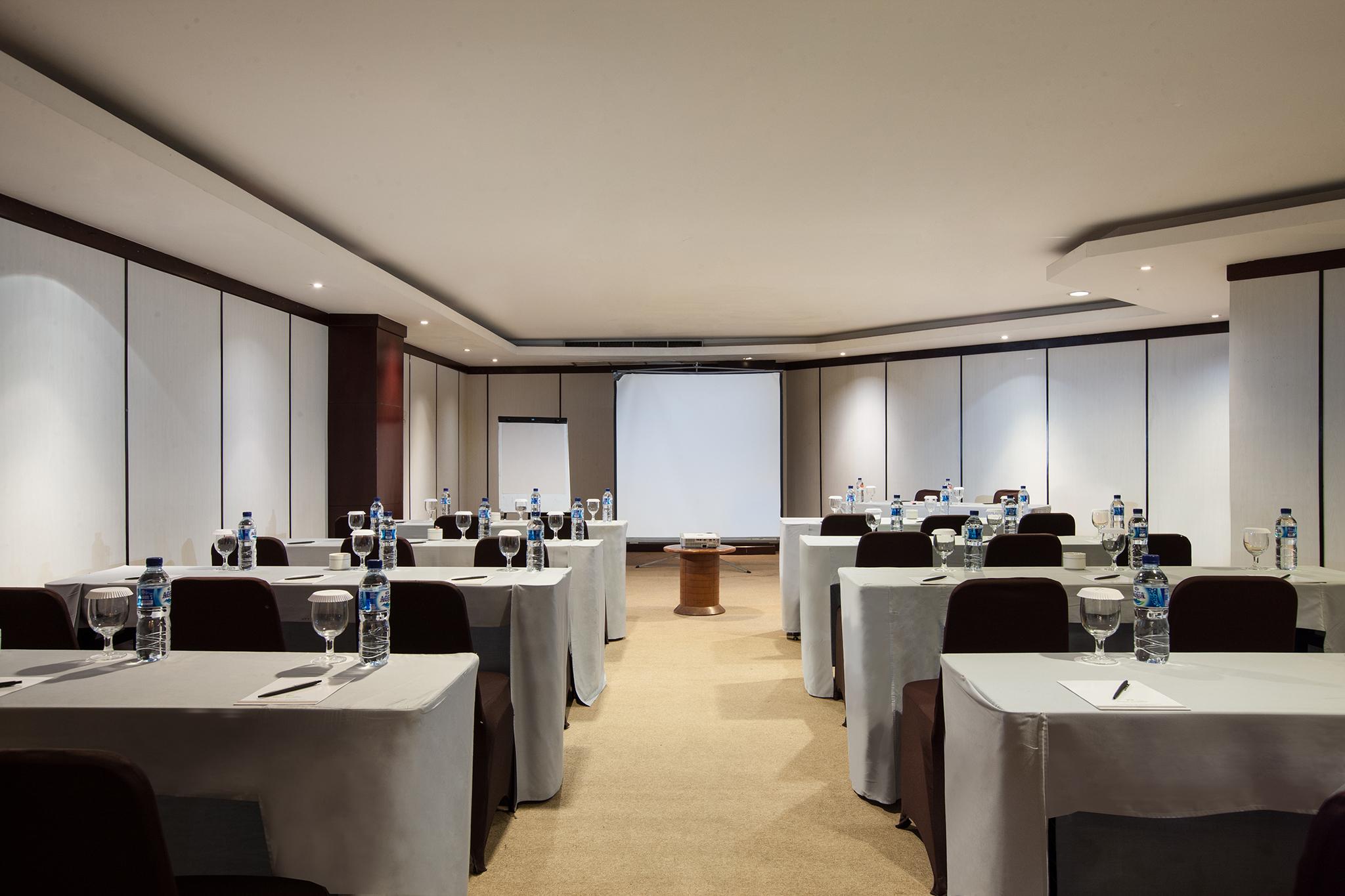 Hotel Santika Premiere Семаранг Екстериор снимка