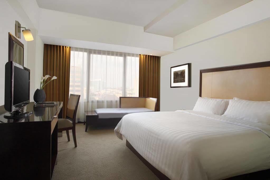 Hotel Santika Premiere Семаранг Екстериор снимка